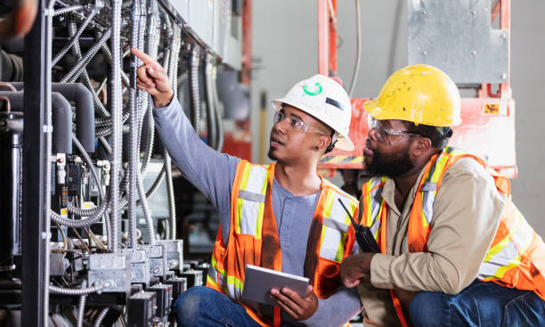 Best Local Electrician Companies  in Midway City, CA